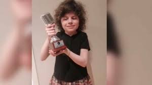 Video nell'articolo 1 - Quirinale, la pugliese Bianca Perrone Alfiere della Repubblica
