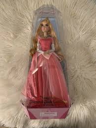 Disney Parks Diamond Castle Collection Limited Edition Aurora Doll 20 1 2 Limited Edition Of 6000 Exquisite Detailed Roots Hair Disney Parks Fabric Glitter