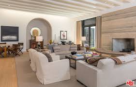 This time, when fashion entrepreneur—and serial renovator—mossimo giannulli and his wife, actress lori loughlin, purchase yet another house in we may earn commission on some of the items you choose to buy. Full House No More Lori Loughlin Lists Bel Air Property Amid College Admissions Scandal
