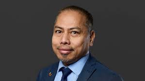 Mario Castro's Instagram, Twitter & Facebook