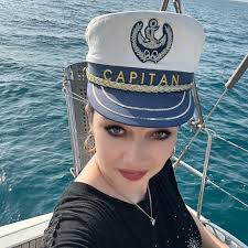 Kaya Ray (@Kittysholidays) • Facebook