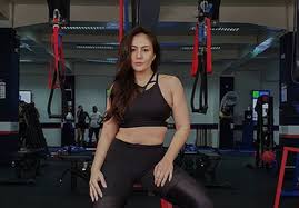 She began her career as a presenter in the italian league highlights on rcti television station. 5 Portraits Of Wulan Guritno During Sports Really Sexy Okezone Sports Netral News