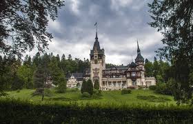 Foto / ce se întâmplă acum la castelul peleş! Se Redeschid Castelele Peles Si Pelisor MÄsuri Sporite De SiguranÈÄ Dcnews