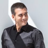 200+ "Luis Val" profiles