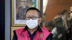 Id buronan adelin lis ditangkap di singapura, jaksa agung minta adelin lis dideportasi ke jakarta, buronan ilegal loging, a rabu, 16 juni 2021 22:09 wib. Xd86sua6t E3zm