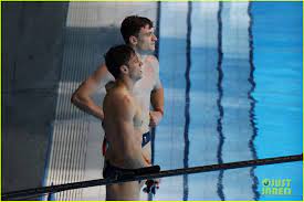 14 photos of tom daley's tearful olympics victory. Lfirbiejuaogdm