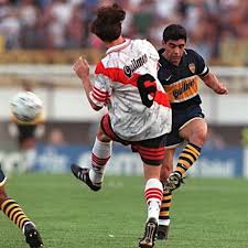 River plate are without forward rafael borre after he picked up a third yellow card of the competition in the first leg, rendering him suspended for this today we should be talking about how river and boca are putting argentina on the highest pedestal possible and instead we are talking about violence. Classic Derbi Boca Juniors Vs River Plate Part I Fifa Com