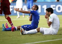 Winner of 2016 national tattoo association tattoo convention best tattooist award. Hd Wallpaper Soccer Giorgio Chiellini Luis Suarez Wallpaper Flare