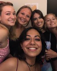 Emma Goins's Instagram, Twitter & Facebook