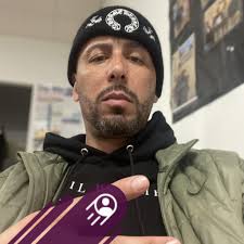 Divine messenger -...