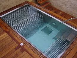 Hier Geht Es Um Technische Raffinessen Ein Whirlpool Zum Ausruhen Und Angucken Die Mischung Aus Holz Und Edelstahl Macht Den Pool In 2020 Whirlpool Garten Dachterrasse Jacuzzi Und Swimmingpool
