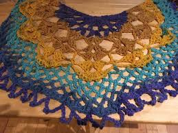bernat pop yarn ravelry mammajis sand and sky shawl