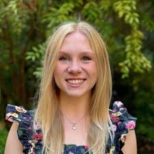 Lelia Carlson's Instagram, Twitter & Facebook