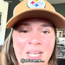 Kara Hopper's Instagram, Twitter & Facebook