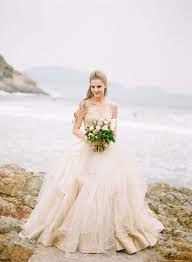 Choose Wedding Dress Correctly Beach Wedding Gown Wedding Dresses Ruffle Wedding Dress
