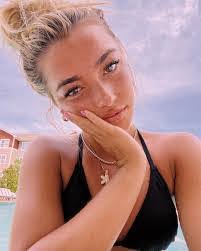 Devin Pulliam's Instagram, Twitter & Facebook