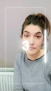 Laura Barrientos (@laurinapaz)