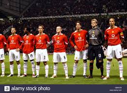 Rio ferdinand admits getting snubbed by sir alex ferguson over manchester united captaincy hurt. Manchester United Team Line Up Before The Game Against Fenerbahce L R Ryan Giggs Eric Djemba Djemba Gary Neville Wayne Rooney Ruud Van Nistelrooy Roy Carroll And Captain Rio Ferdinand Stock Photo Alamy