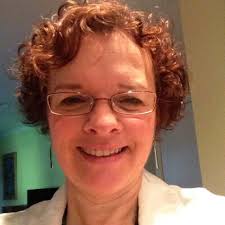 Cassandra Redding (@MsReddingsroom)