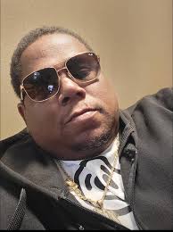 Hey. My name is Carlton but everyone calls me Monk. Im from Charlotte, Nc.  I'm looking for someone to help me pass the time and get to know someone  genuine. Biological females