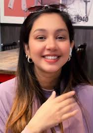 វីដេអូ​របស់ 💞ZįDį KüRį💞 (@zidikuri572) ជាមួយ original sound