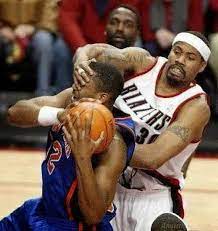 Funny Basketball Blazers Funny Basketball Pictures Basketball Funny Funny Sports Pictures