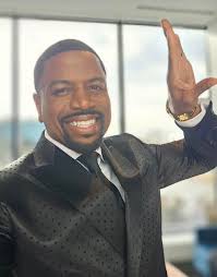 Meet Keith D Robinson people! Age appropriate! Will miss Maurice but at  least we have about 2 more months with him. I encourage everyone to follow  the cast and their careers and