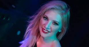 Female Session Singers & Vocalists for Hire