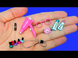 6 Farkli Barbie Minyatur Esya Yapimi Diy Kendin Yap 5 Dakikada Hallet Barbie Crafts Youtube