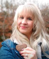 Hi all! Misty McCoy, heart rock is located at the Oklahoma wildlife refuge,  Cache Oklahoma. 😁 Where Chris asked me to marry him. 😍🥰