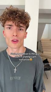 Noah Mathias's Instagram, Twitter & Facebook