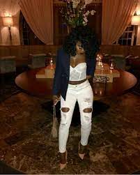 Pin By Brenda Gonzalez On Potential Outfits Winter Birthday Outfit Birthday Outfit For Women 19th Birthday Outfit