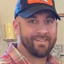 TRENDING: In a new video that has been resurfacing around Tik Tok, Georgia  insider Rusty Mansell says that Clemson star QB Trevor Lawrence was  basically ONE DAY away from committing to Georgia.