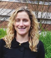 Lynn Ries's Instagram, Twitter & Facebook