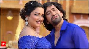 Nirahua and Aamrapali Dubey wrap up the shooting of the film Main Mayeke  Chali Jaungi | Bhojpuri Movie News - Times of India