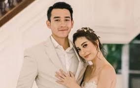 Nora kini sudah menikah lagi dengan jerinx. Anak Aliff Ali Sampai Punya 2 Akun Instagram Rumah Tangga Dengan Aska Ongi Retak