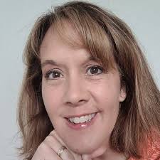 Lisa Morford's Instagram, Twitter & Facebook