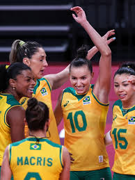 Não participou do campeonato mundial em 2018 por ter terminado a copa américa feminina de 2017 em quarto lugar, sendo a segunda vez na história que o brasil ficou de fora do mundial feminino de basquete. Dyz8duohon67m