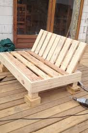 Gartenmobel Aus Paletten Selber Bauen Und Den Aussenbereich Ausstatten Sofa Selber Bauen Mobel Aus Paletten Gartenmobel Aus Paletten