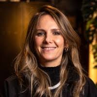 Donna Simonelli's Instagram, Twitter & Facebook