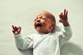 Sollte Man Babys Schreien Lassen 8 Grunde Gegen Das Schlaftraining Belle Family