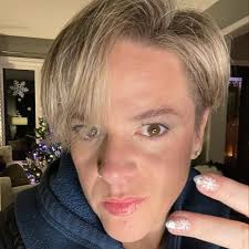 Erin Asher (@erinasher_filterfree) • Instagram photos and videos