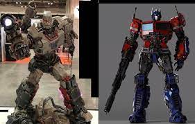 According to an early interview with michael bay, megatron stands at 41 feet (12 m) tall, but according to his profile in the second issue of the transformers uk comic megatron stands 35 feet (11 m) tall and weighs 8.6 tons. The Heights Between Optimus And Megatron Tfw2005 The 2005 Boards