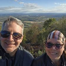 What should be done about the abandoned white Jeep