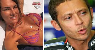 Valentino rossi e i suoi uomini aprono le porte ai giovani talenti delle due ruote. Valentino Rossi S Girlfriend Shows Brilliant Support For Motogp Ace In Bikini Shot Daily Star