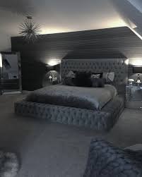 63 Luxury Master Bedroom Decorating Ideas Masterbedroom Masterbedroomideas Froggypic Com Luxurysim Hayallerdeki Odalar Yatak Odasi Ic Tasarimi Yatak Odasi