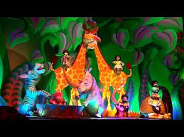 It S A Small World Disneyland Paris Youtube Disneyland Paris Small World Disneyland Small World