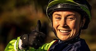 My happy place 🥰 Working at the racetrack has opened up a lot about myself  that I never knew before. The early mornings are tough and sometimes it can  be tiring but