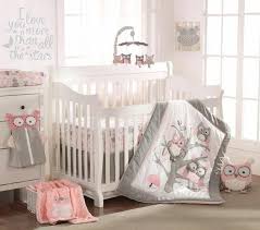 Babyzimmer platzsparend eingerichtet, phantasievoll dekoriert. Babyzimmer Ideen Wandgestaltung Madchen Ciripa Noo