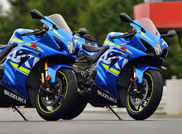 Max torque was 86.3 ft/lbs (117.0 nm) @ 10000 rpm. Neue Suzuki Gsx R 1000 2017 Technische Daten Und Bilder